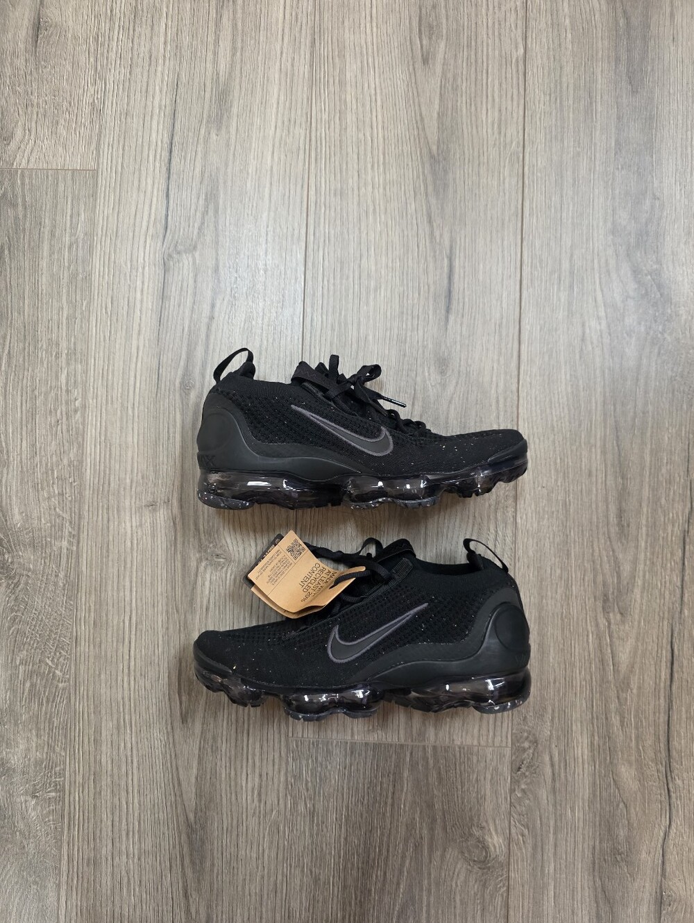 Nike Air Vapormax Flyknit Triple Black GS Size 7Y Womens 8.5